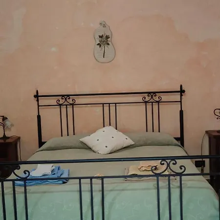مزرعة للإقامة Mandra Chiusilla Collesano